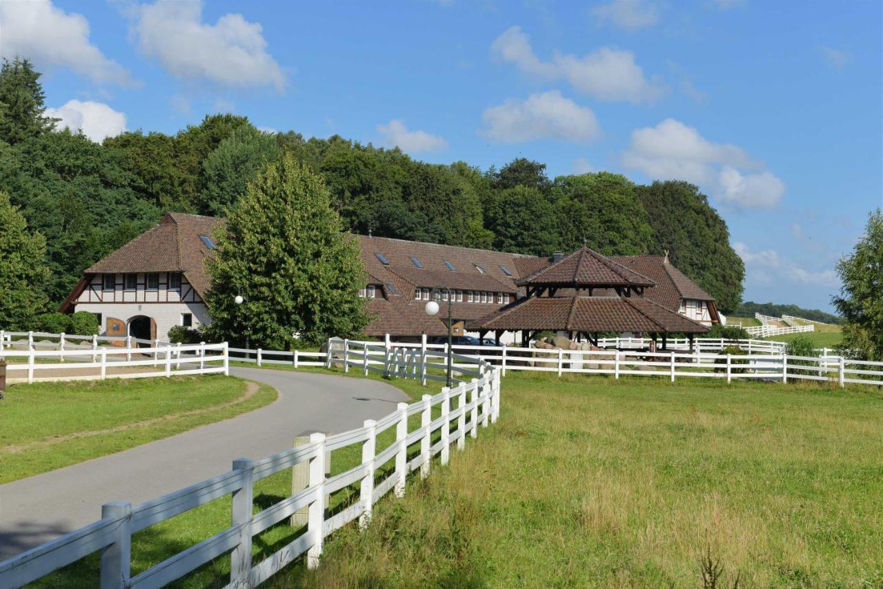 STöRTEBEKER APPARTEMENTS - STöRTEBEKER PFERDEHOF Ralswiek Exteriör bild