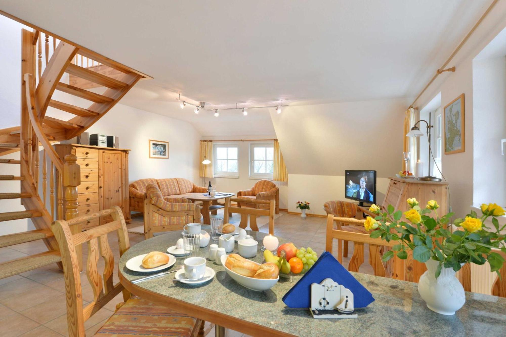 STöRTEBEKER APPARTEMENTS - STöRTEBEKER PFERDEHOF Ralswiek Rum bild
