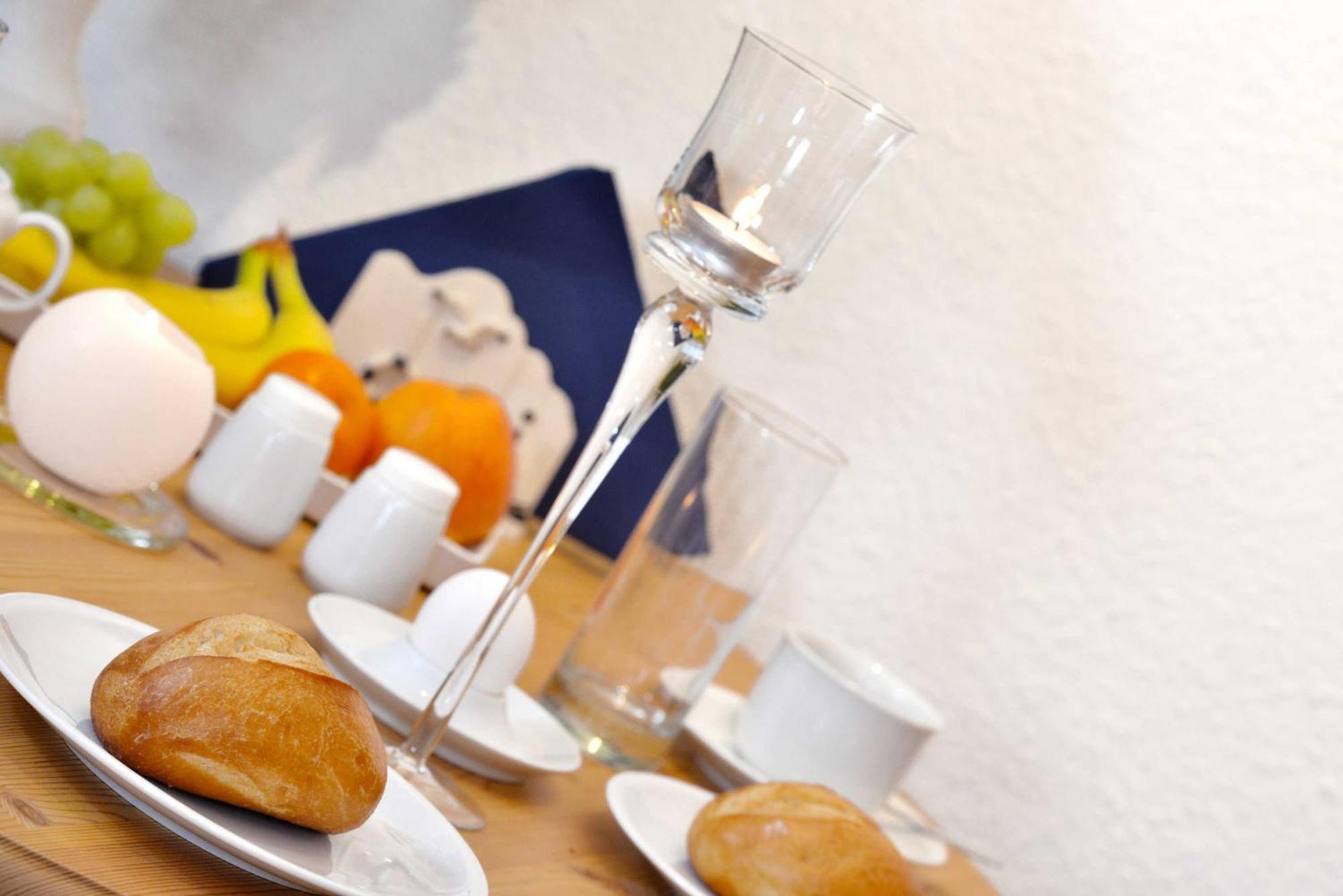 STöRTEBEKER APPARTEMENTS - STöRTEBEKER PFERDEHOF Ralswiek Rum bild