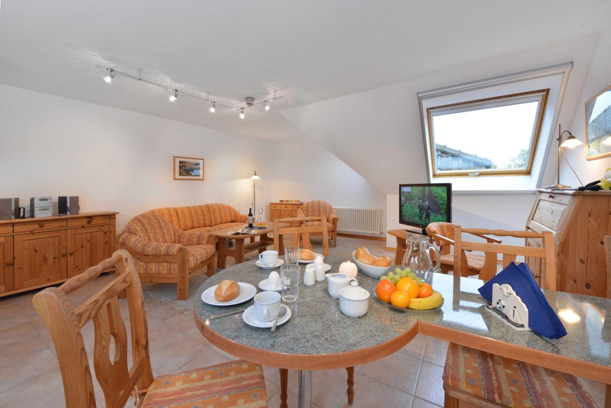STöRTEBEKER APPARTEMENTS - STöRTEBEKER PFERDEHOF Ralswiek Rum bild