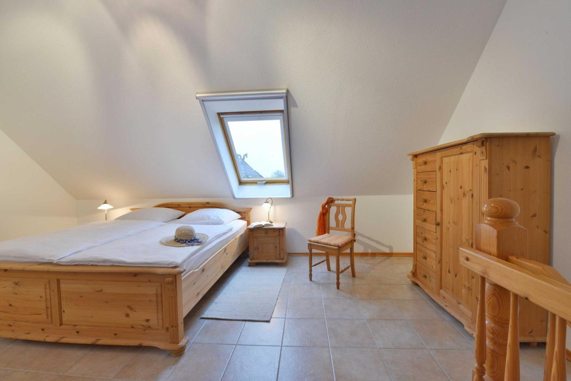 STöRTEBEKER APPARTEMENTS - STöRTEBEKER PFERDEHOF Ralswiek Rum bild