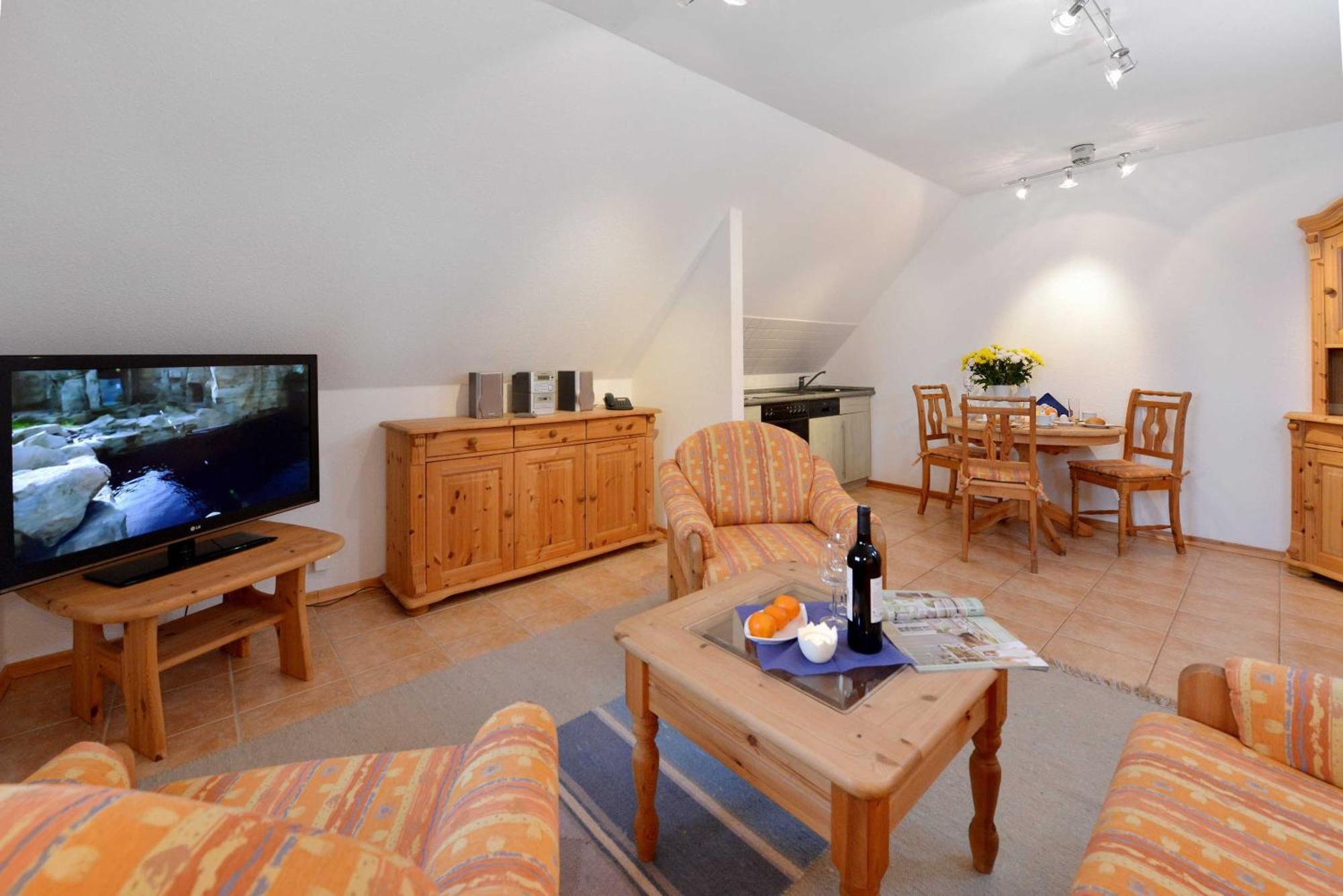 STöRTEBEKER APPARTEMENTS - STöRTEBEKER PFERDEHOF Ralswiek Rum bild