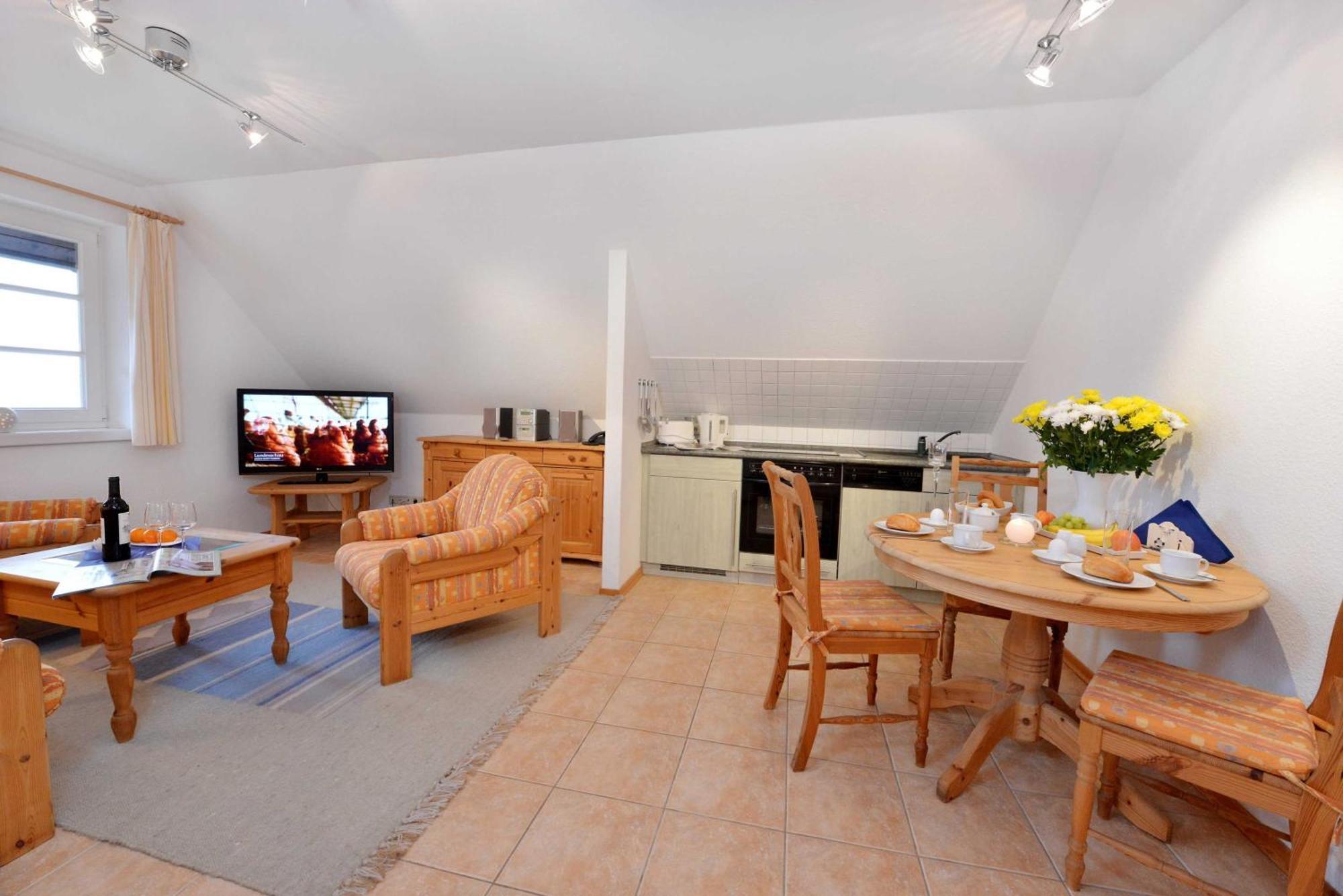 STöRTEBEKER APPARTEMENTS - STöRTEBEKER PFERDEHOF Ralswiek Rum bild