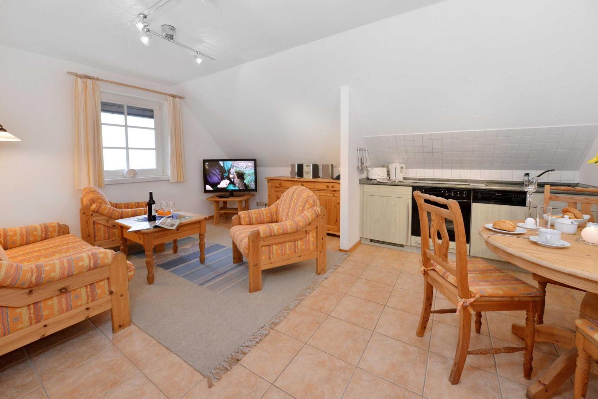 STöRTEBEKER APPARTEMENTS - STöRTEBEKER PFERDEHOF Ralswiek Rum bild